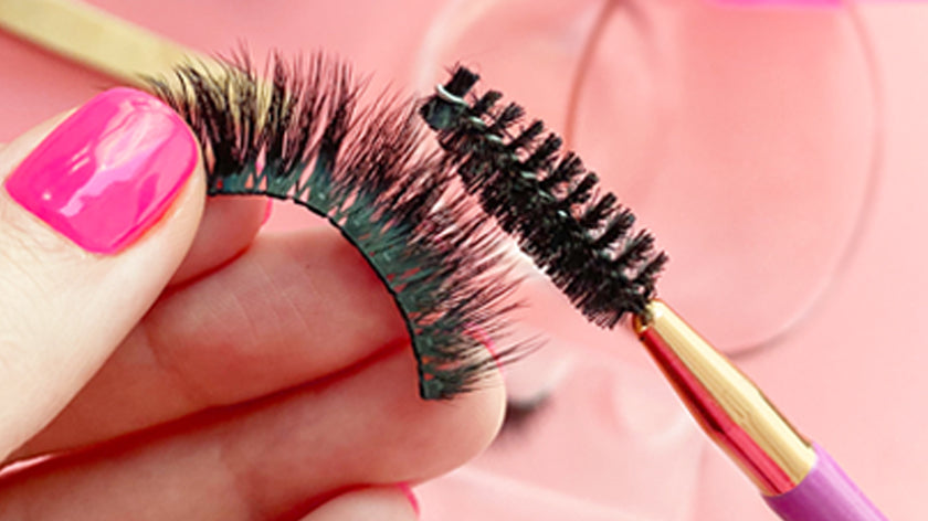 HOW TO CARE FOR YOUR LASHES